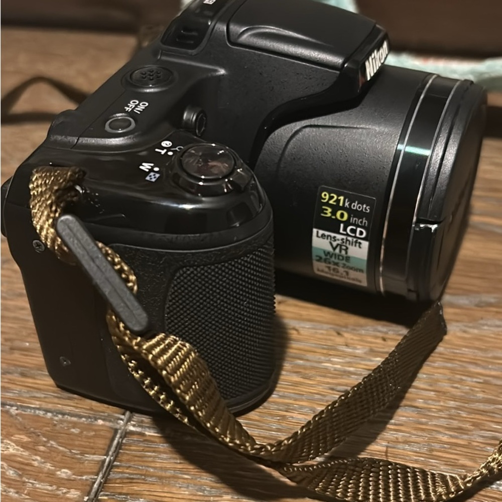 Nikon Camera - Picture 5 of 8